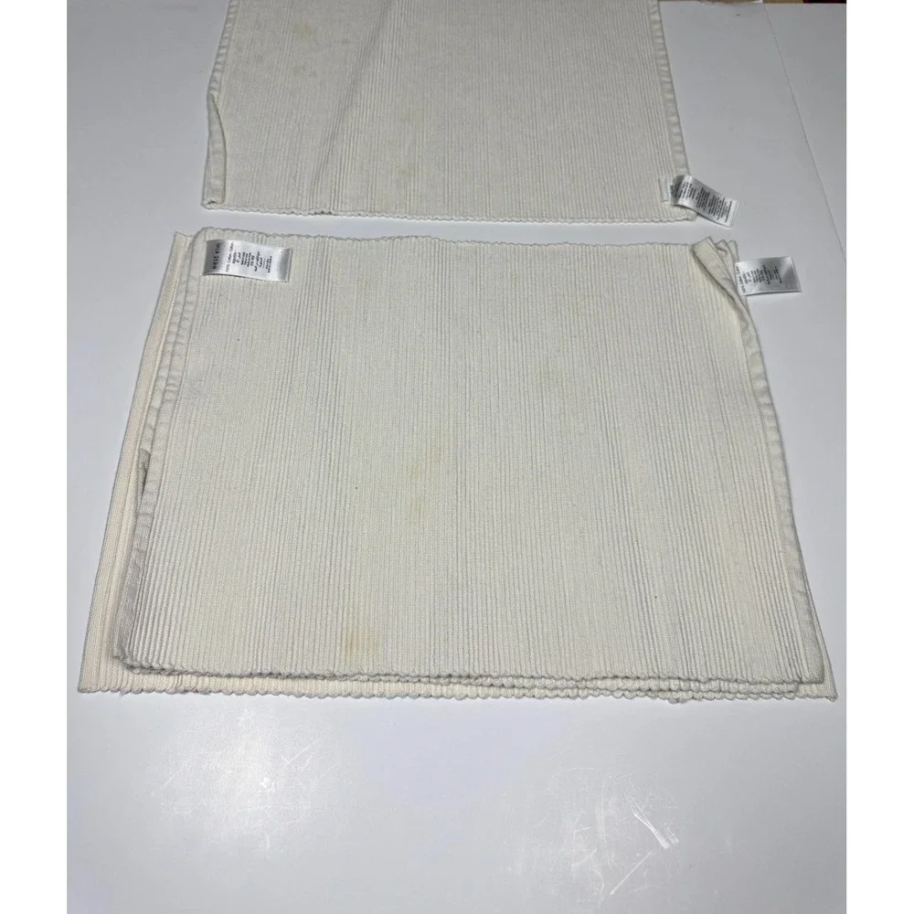 West Elm Riviera White‎ Cotton Scallop Edge Rectangular Table Placemats 4-PC Set